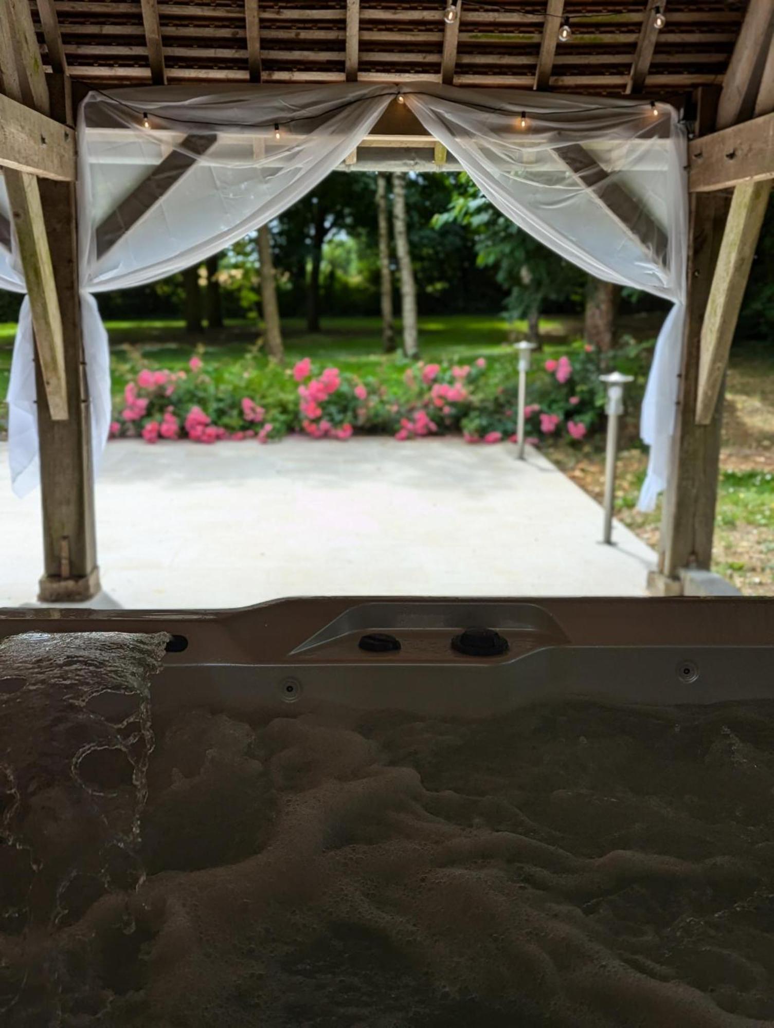 Au Nid Douillet De La Ferme Chauvet Hotel Chantenay-Villedieu Екстериор снимка